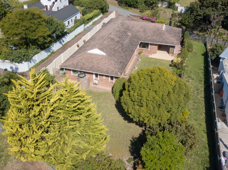 To Let 4 Bedroom Property for Rent in Hunters Home Western Cape